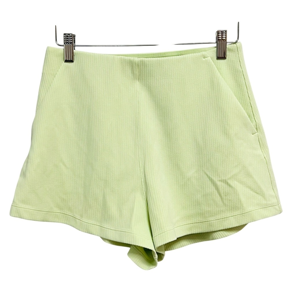 Lululemon Softstreme Ribbed High Rise Shorts Womens 6 Green Athleisure Yoga